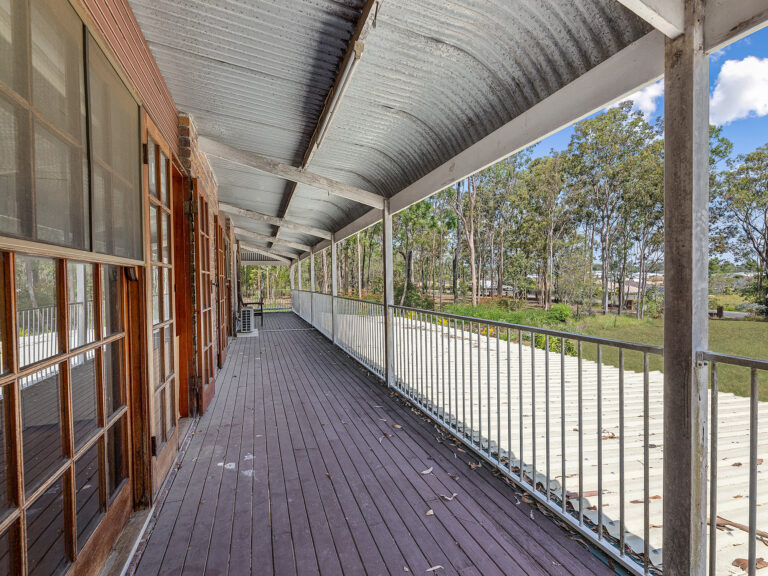 19 Henderson Street, Redbank, QLD 4301