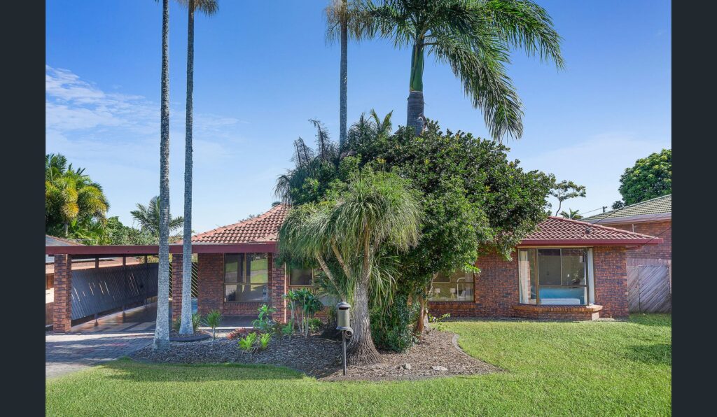 8 Acacia Place, Camira, QLD 4300