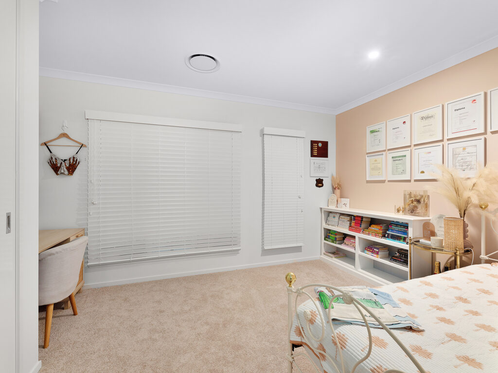 205 Barrams Road, South Ripley, QLD 4306