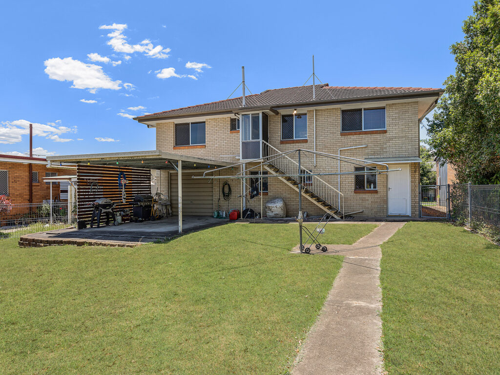 13 Kiah Street, Eastern Heights, QLD 4305