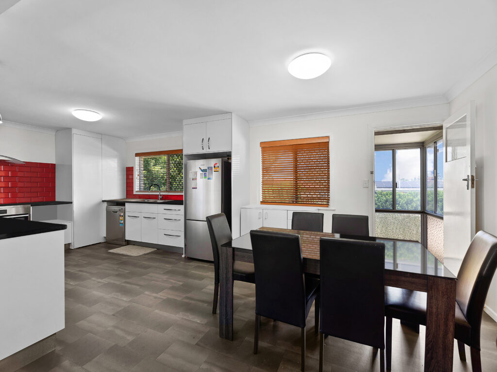 13 Kiah Street, Eastern Heights, QLD 4305
