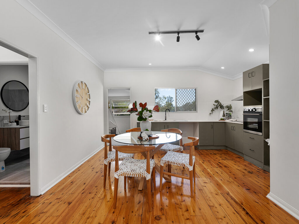 2 Woodford Street, One Mile, QLD 4305