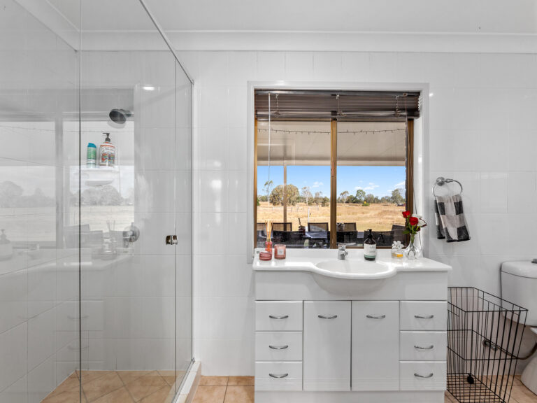 41 Carmichaels Road, Purga, QLD 4306