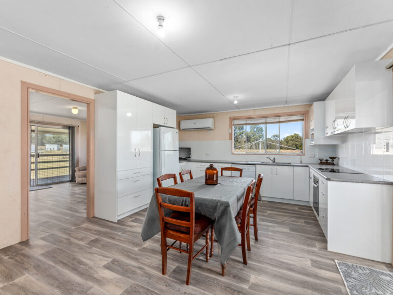 41 Carmichaels Road, Purga, QLD 4306
