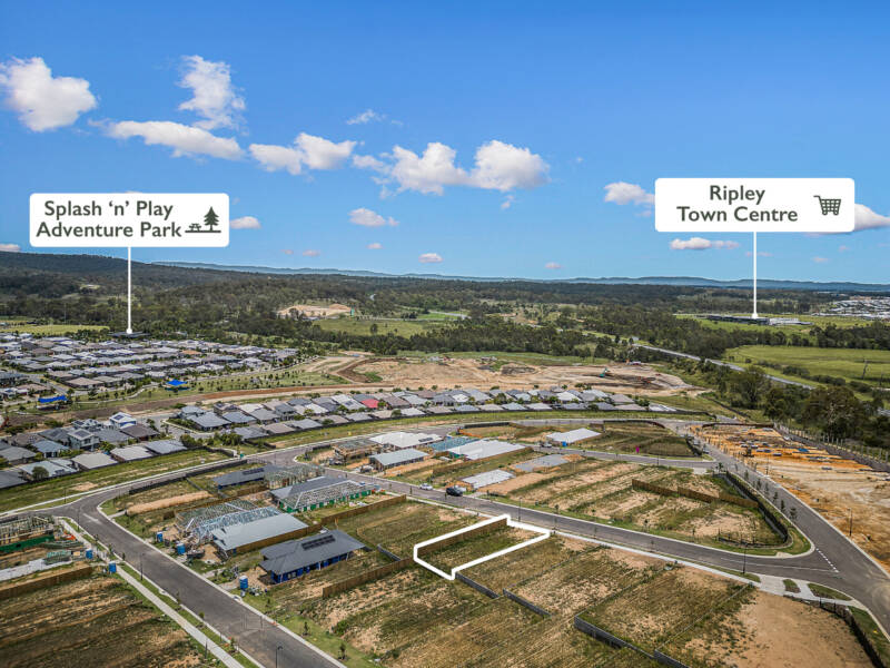 3899 21 Aquilla Rise, South Ripley, QLD 4306 AUS