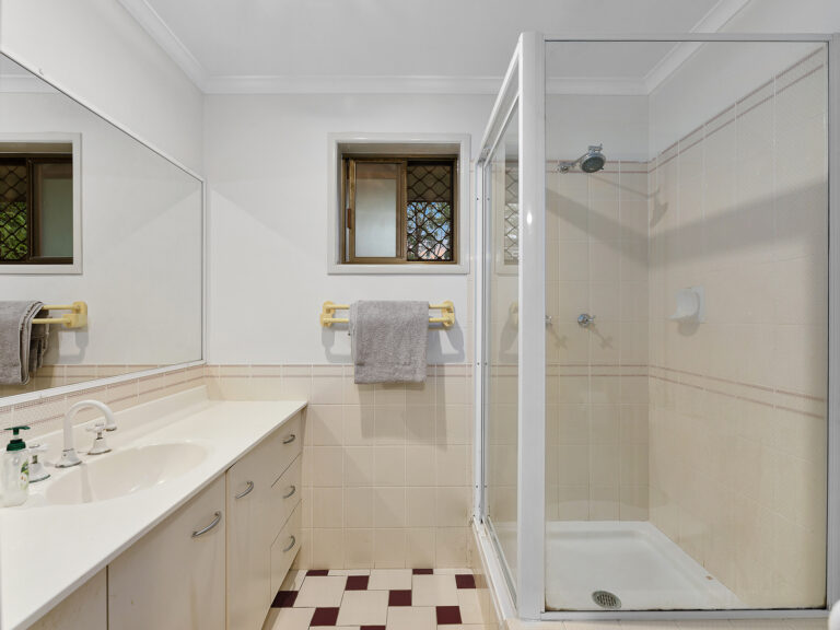 House-Camira-QLD-R2-3554959