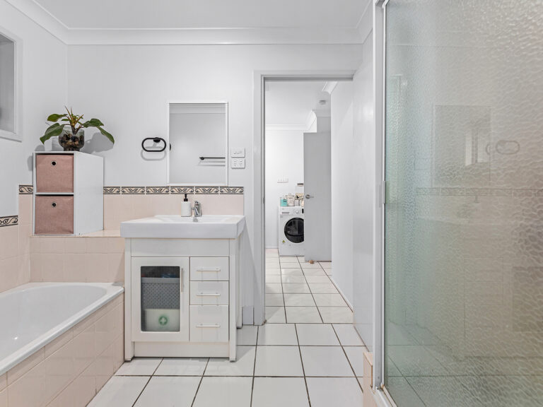 House-Walloon-QLD-R2-3559666