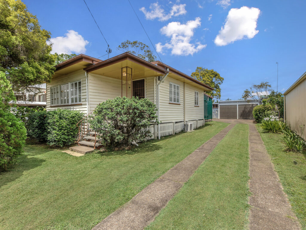 House-East Ipswich-QLD-R2-3560182