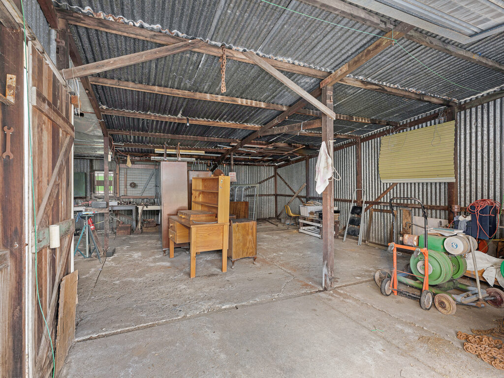 House-East Ipswich-QLD-R2-3560182