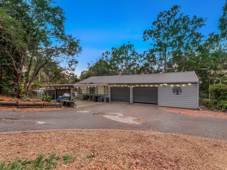 House-Karana Downs-QLD-R2-3560242