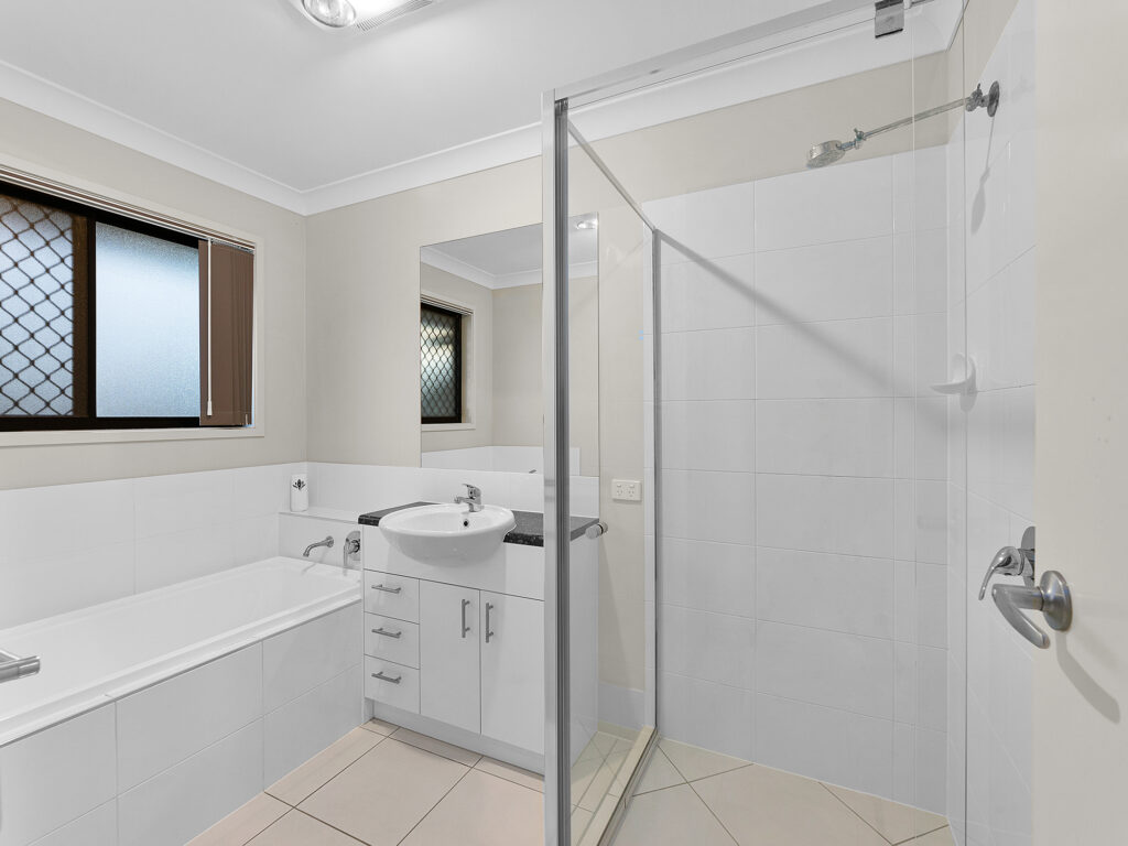 12 Serenity Street, South Ripley, QLD 4306