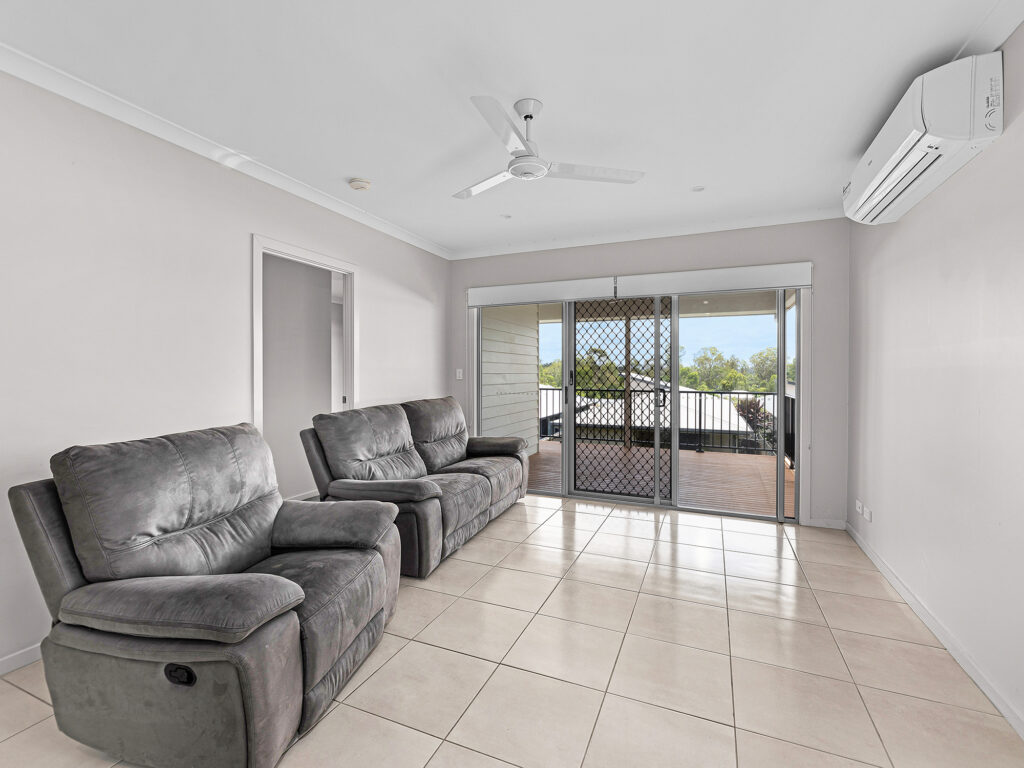 House-Redbank Plains-QLD-R2-3574530