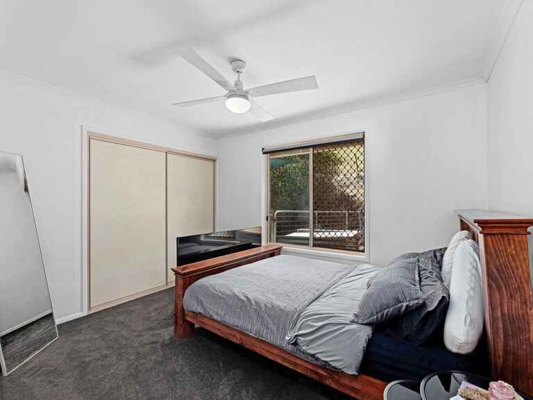 House-Lowood-QLD-R2-3577597