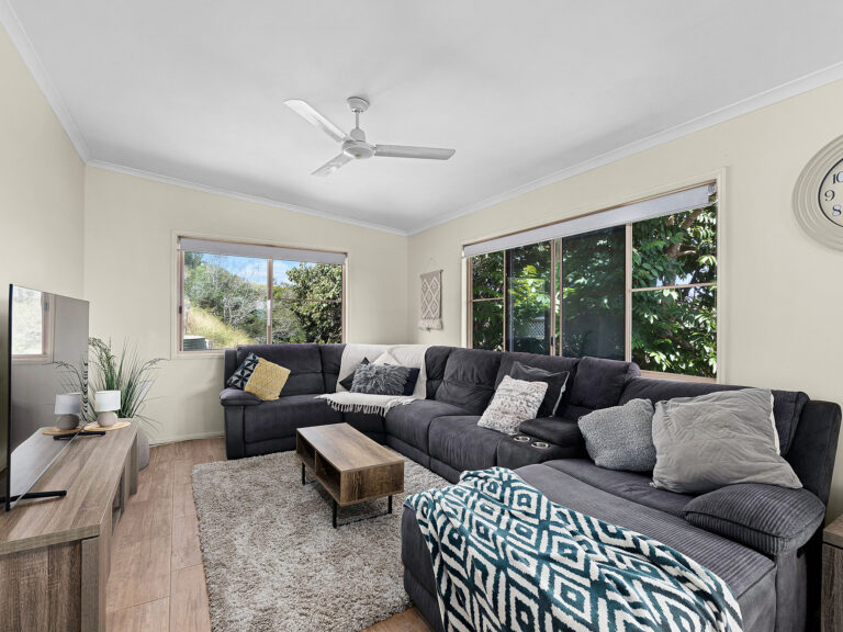 House-Lowood-QLD-R2-3577597