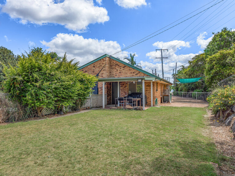 House-Lowood-QLD-R2-3577597