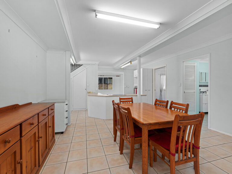 House-Raceview-QLD-R2-3581734