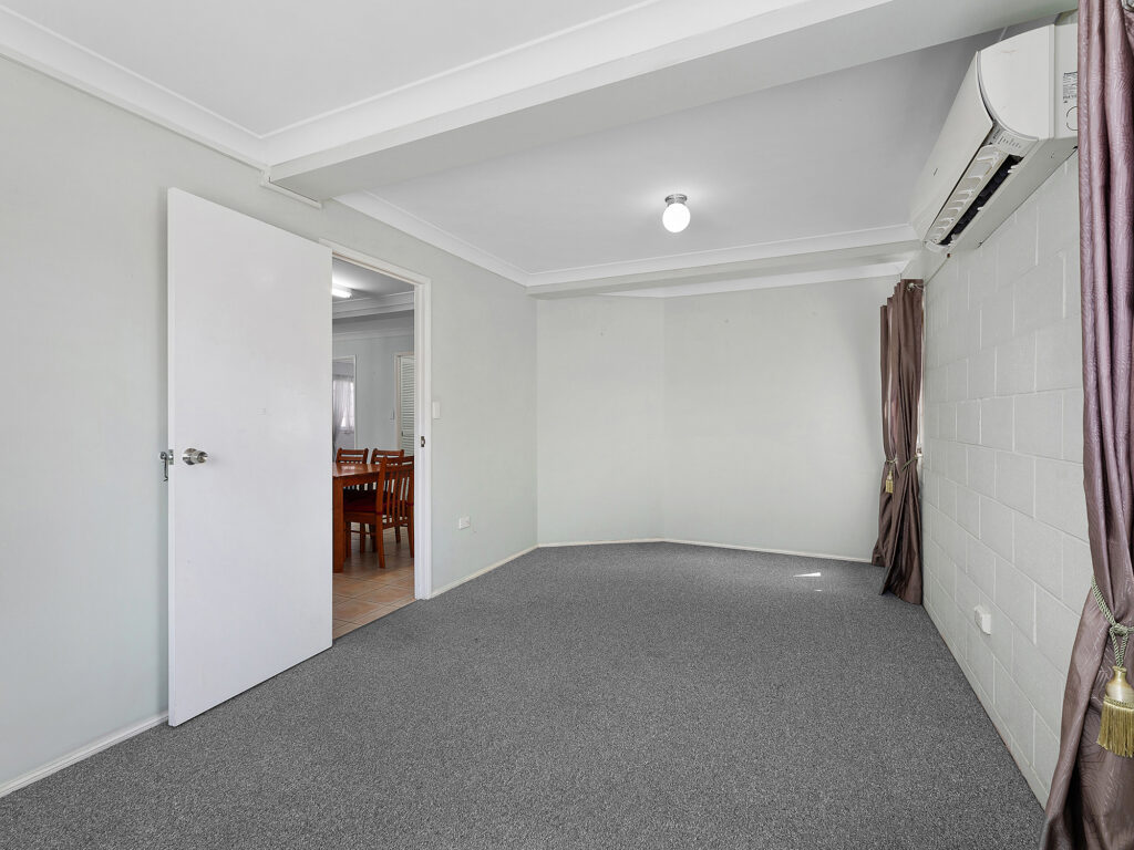 House-Raceview-QLD-R2-3581734