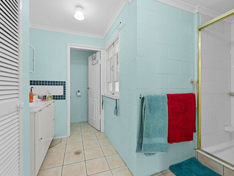 House-Raceview-QLD-R2-3581734