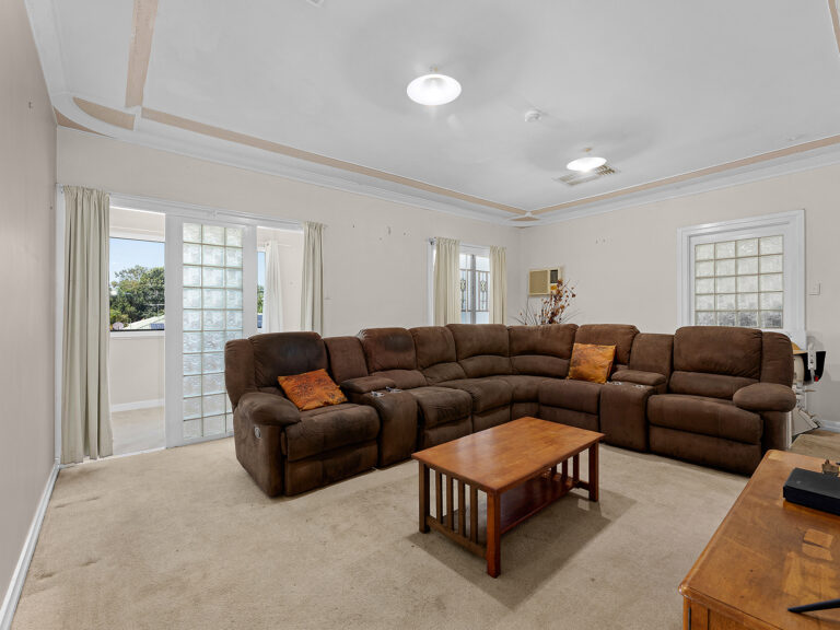 House-Raceview-QLD-R2-3581734