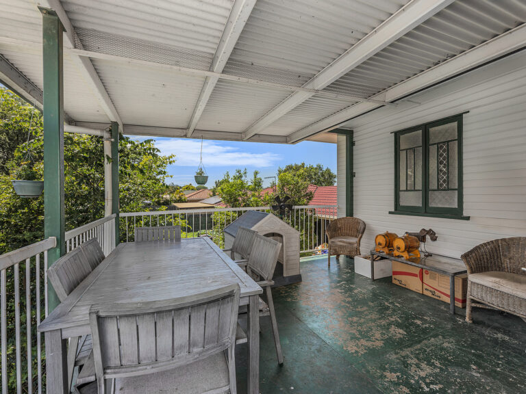 House-Raceview-QLD-R2-3581734