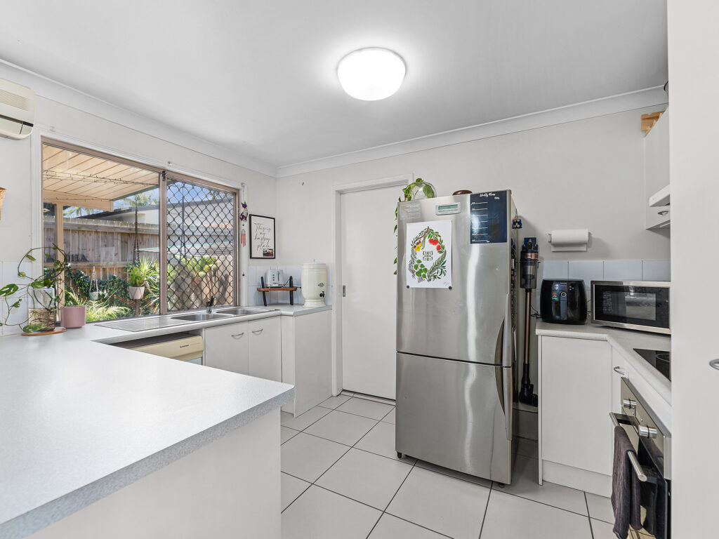 Townhouse-Underwood-QLD-R2-3582780