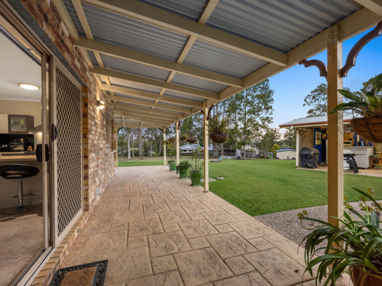 House-Greenbank-QLD-R2-3582789