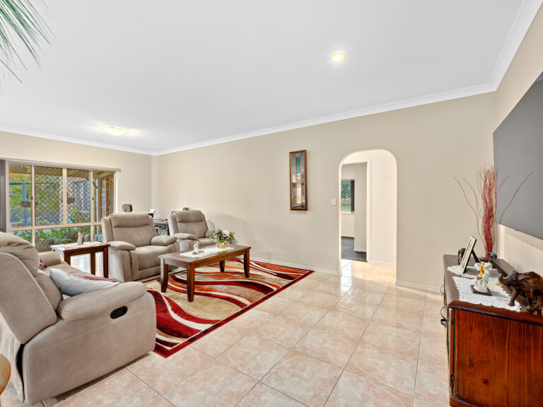 House-Greenbank-QLD-R2-3582789
