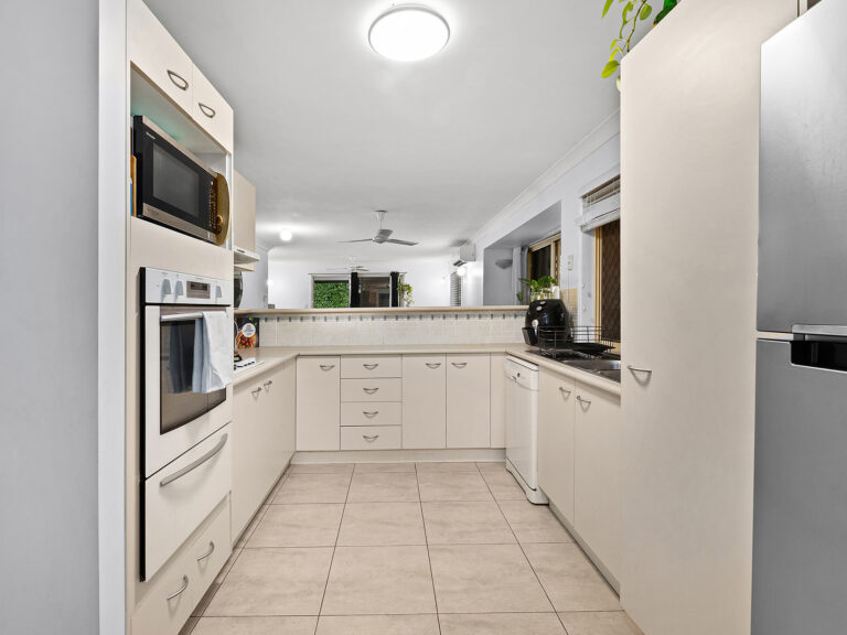 House-Flinders View-QLD-R2-3583718