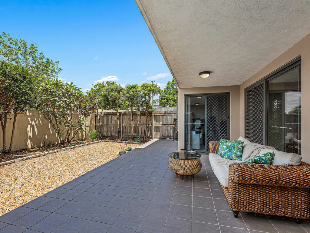 Unit-Macgregor-QLD-R2-3585924
