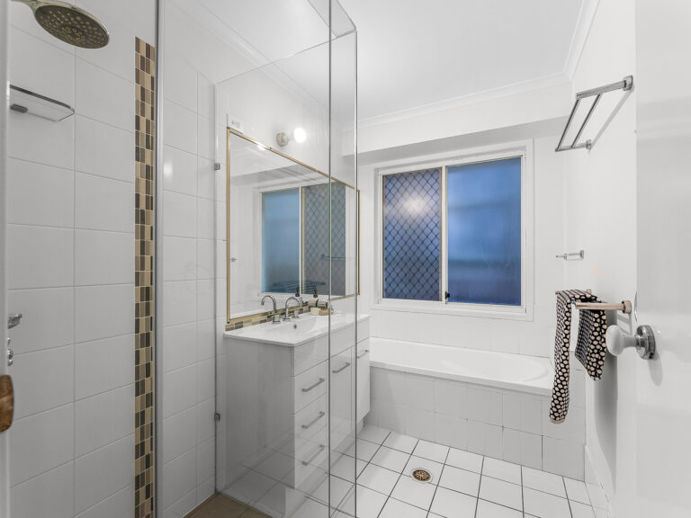 House-Forest Lake-QLD-R2-3594331