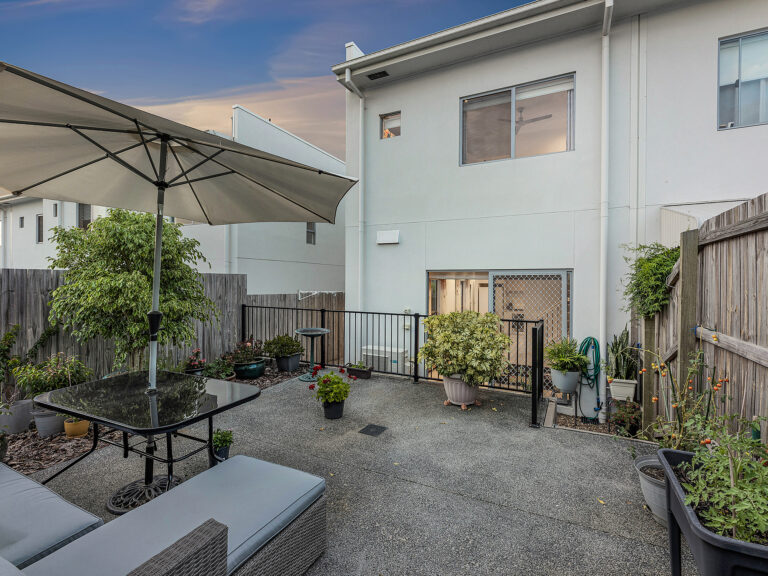 Townhouse-Ripley-QLD-R2-3597853