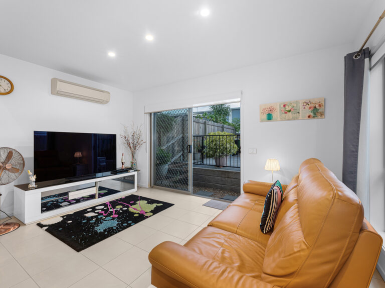 Townhouse-Ripley-QLD-R2-3597853