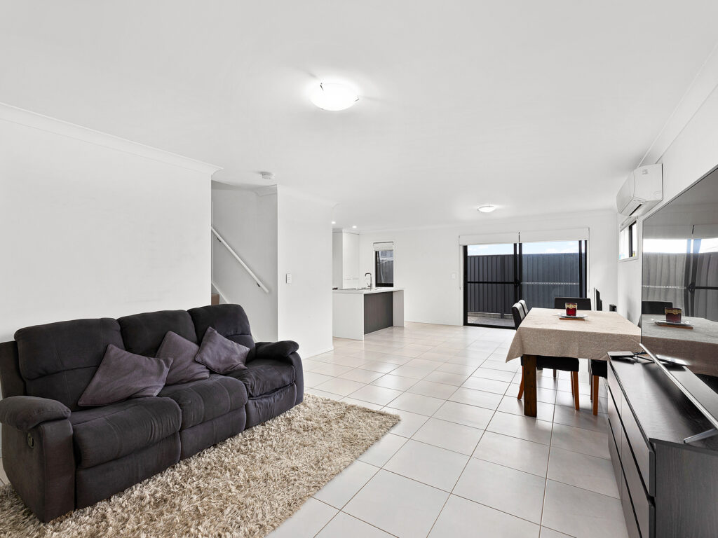 Townhouse-Richlands-QLD-R2-3619636