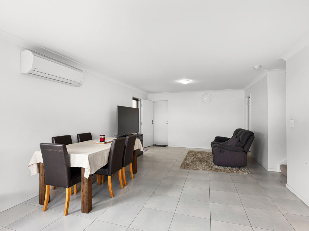 Townhouse-Richlands-QLD-R2-3619636
