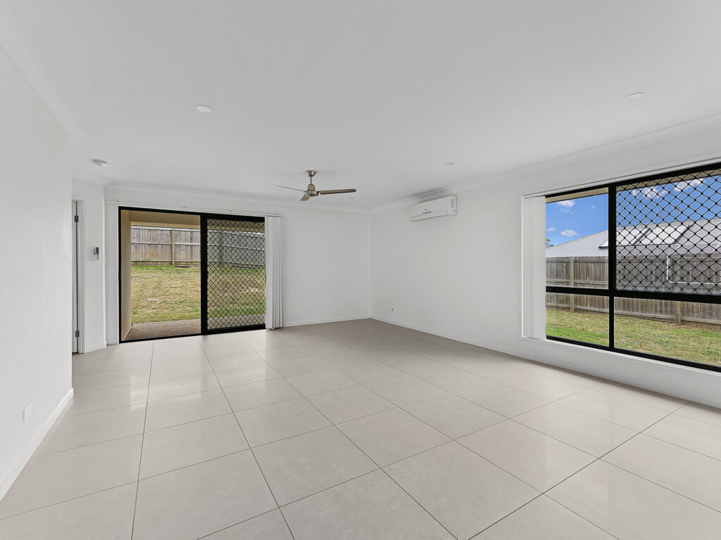 House-Deebing Heights-QLD-R2-3619982