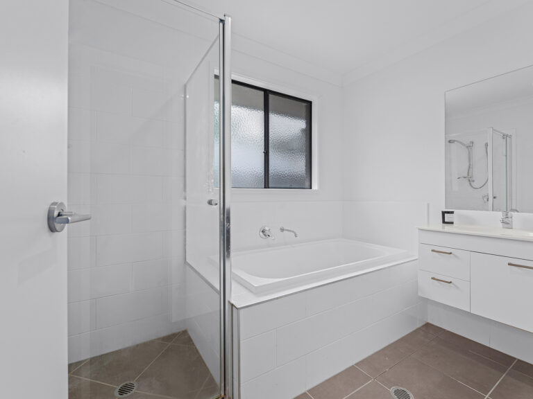 House-Redbank-QLD-R2-3623073