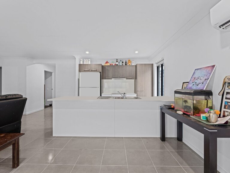 House-Redbank-QLD-R2-3623073