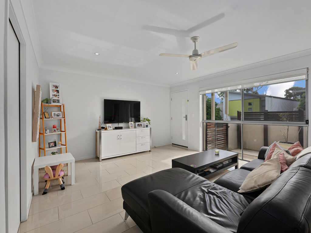 Townhouse-Brookwater-QLD-R2-3623545