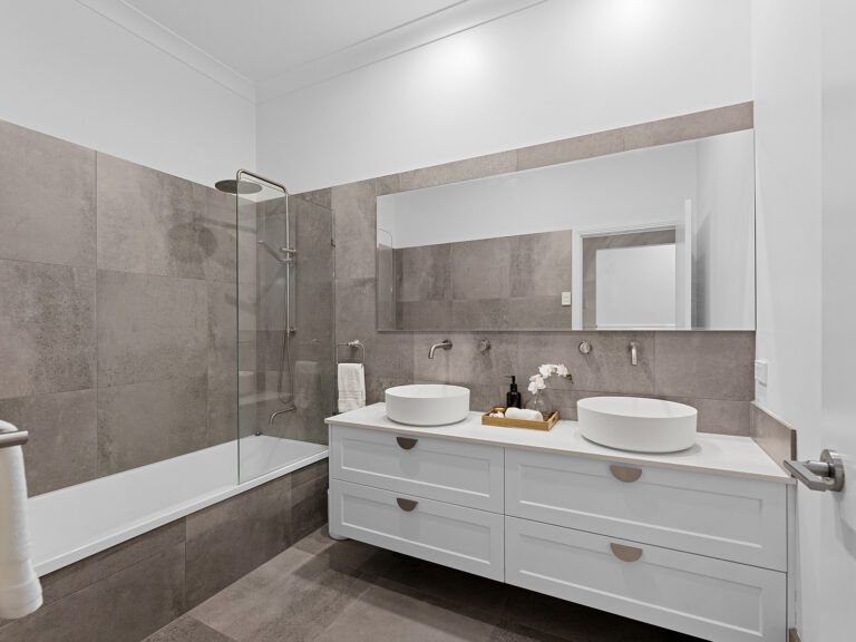 House-Eastern Heights-QLD-R2-3624395