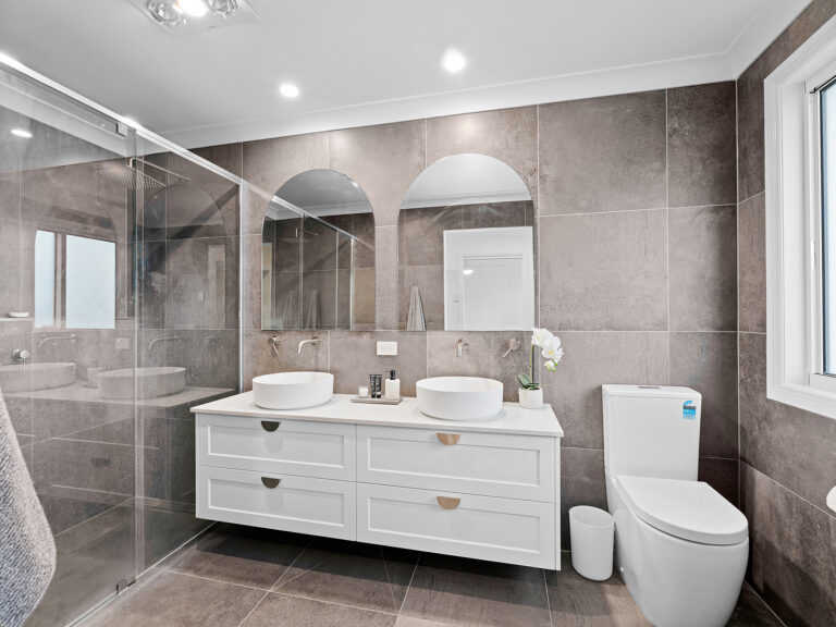 House-Eastern Heights-QLD-R2-3624395