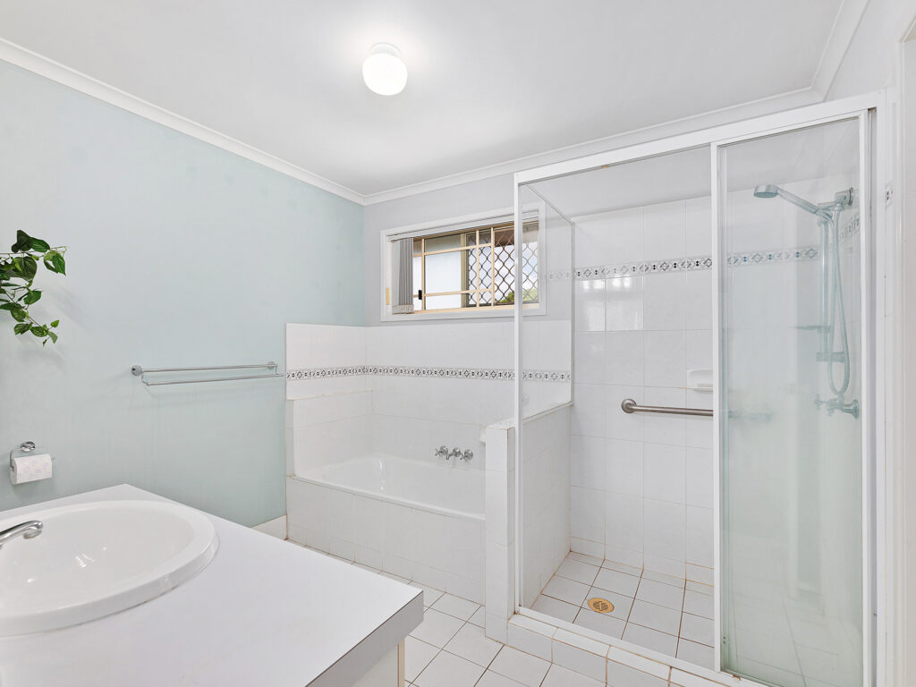 Townhouse-Churchill-QLD-R2-3625163