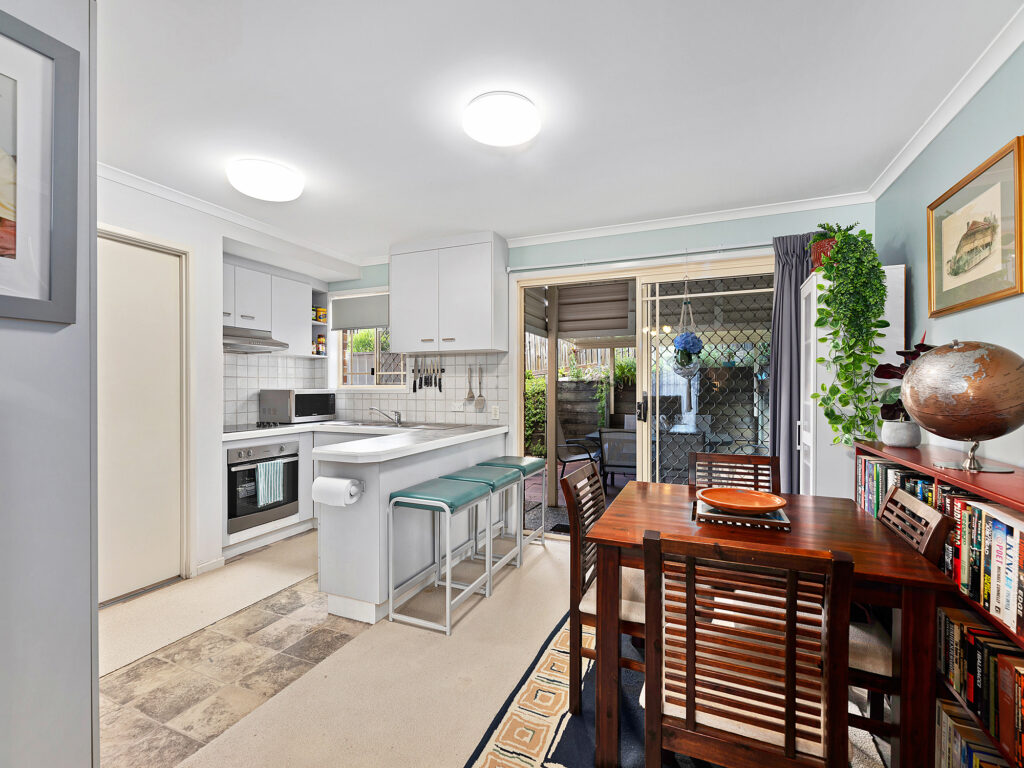 Townhouse-Churchill-QLD-R2-3625163