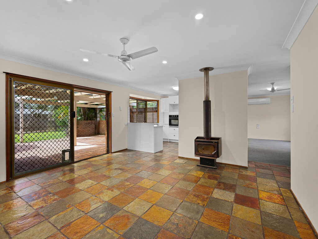 House-Camira-QLD-R2-3627298
