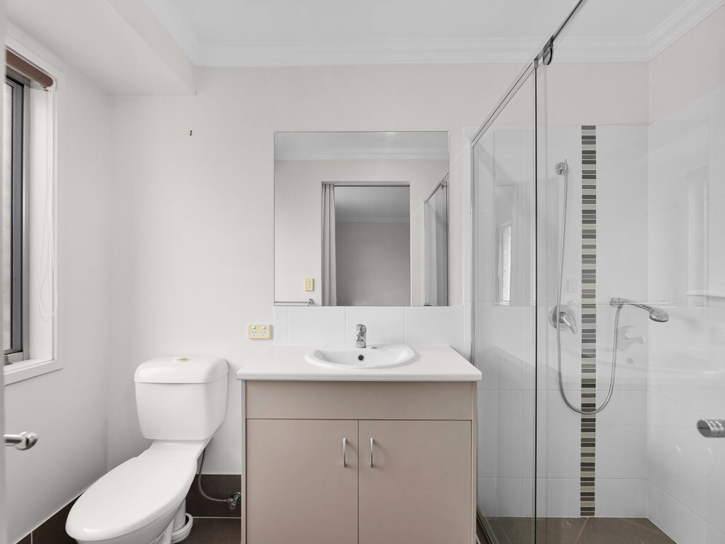 House-Raceview-QLD-R2-3639908