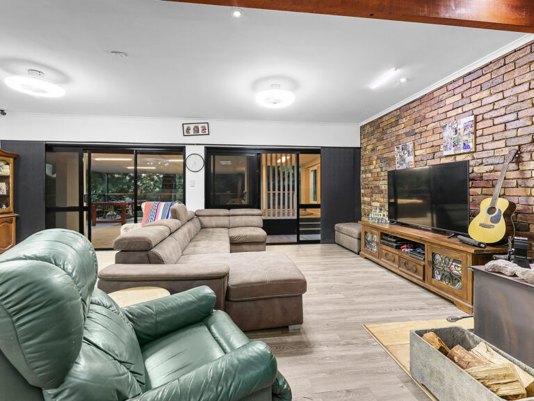 House-Karana Downs-QLD-R2-3648939