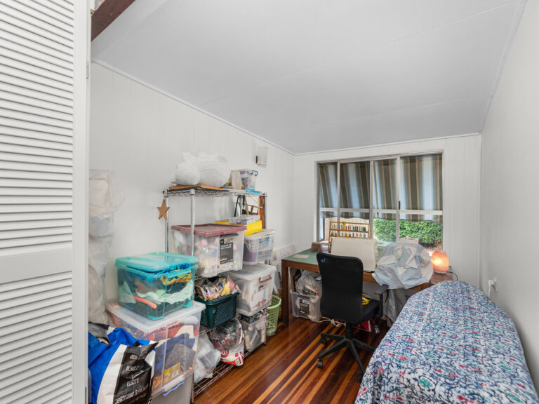 House-Basin Pocket-QLD-R2-3653055
