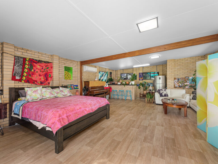 House-Basin Pocket-QLD-R2-3653055