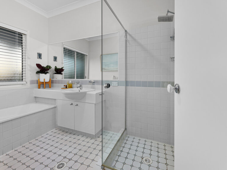 House-Forest Lake-QLD-R2-3653156