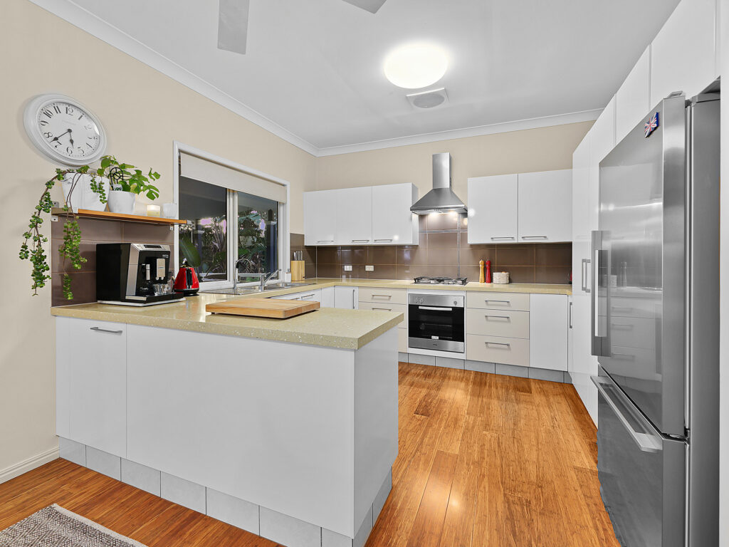 House-Forest Lake-QLD-R2-3653156