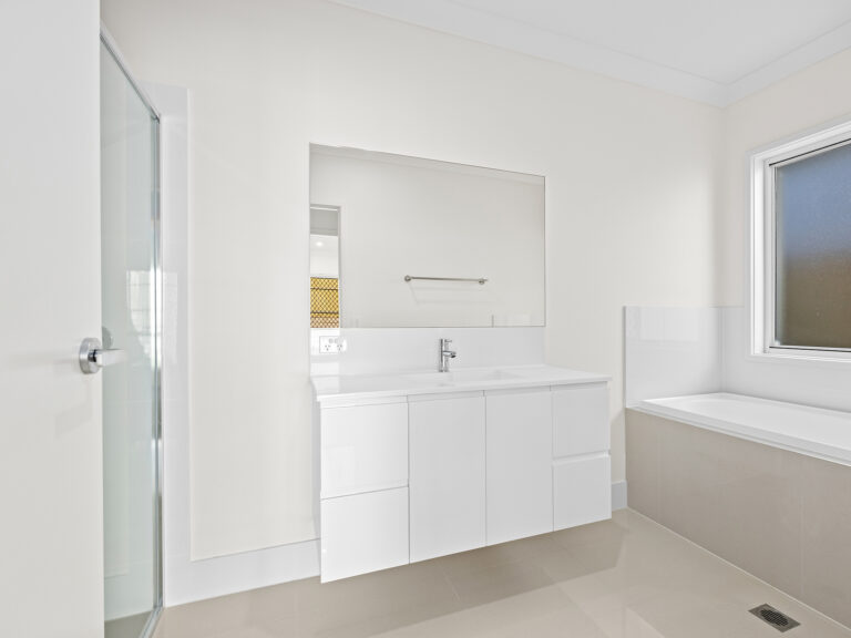 House-White Rock-QLD-R2-3653849